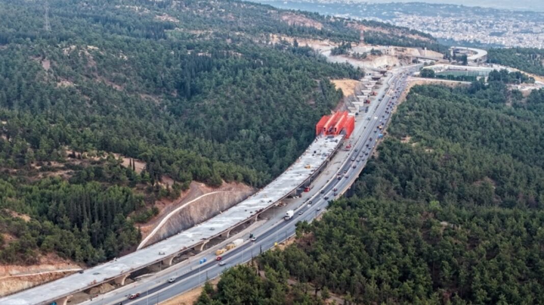 Ταχιάος: Τον Μάιο του 2027 η παράδοση του FlyOver – Πάνω από 60% η πρόοδος του έργου Ταχιάος:-Τον-Μάιο-του-2027-η-παράδοση-του-flyover-–-Πάνω-από-60%-η-πρόοδος-του-έργου