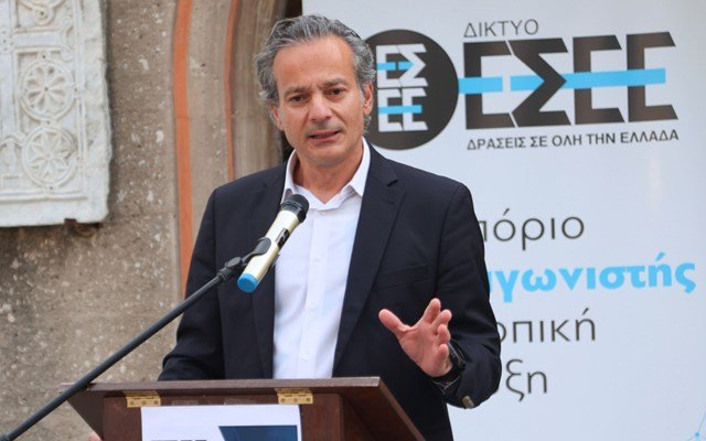 Στ.-Καφούνης-(ΕΣΕΕ):-Καμπανάκι-ενόψει-ΔΕΘ-–-Πτώση-6,1%-το-β’-τρίμηνο-ακόμη-και-για-τις-μεγάλες-επιχειρήσεις