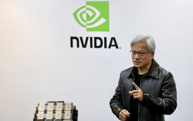 Nvidia: Έσοδα $96,22 δισ. και κέρδη πάνω από τις εκτιμήσεις – Πάνω από $730 δισ. για υποδομές τεχνητής νοημοσύνης nvidia:-Έσοδα-$96,22-δισ-και-κέρδη-πάνω-από-τις-εκτιμήσεις-–-Πάνω-από-$730-δισ.-για-υποδομές-τεχνητής-νοημοσύνης
