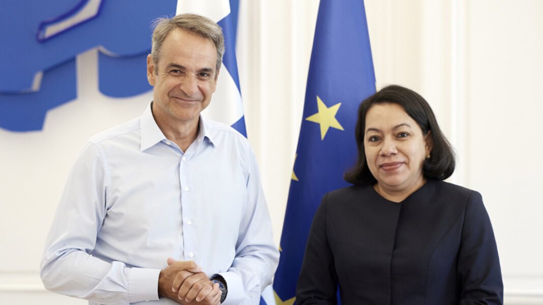 Συνάντηση του Κυριάκου Μητσοτάκη με την υποψήφια για τη θέση του Γενικού Γραμματέα του ΟΗΕ Κάρολιν Ροντρίγκες Συνάντηση του Κυριάκου Μητσοτάκη με την υποψήφια για τη θέση του Γενικού Γραμματέα του ΟΗΕ Κάρολιν Ροντρίγκες