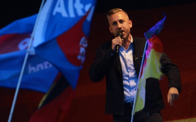 Γερμανία – Εκλογές στη Σαξονία-Άνχαλτ: Συντριπτικό προβάδισμα για την AfD, ανοιχτά τα σενάρια για την επόμενη μέρα Γερμανία-–-Εκλογές-στη-Σαξονία-Άνχαλτ:-Συντριπτικό-προβάδισμα-για-την-afd,-ανοιχτά-τα-σενάρια-για-την-επόμενη-μέρα