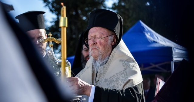 Ο «ανθρωποθεός» καταστρέφει τη Γη, λέει ο Πατριάρχης Βαρθολομαίος για την κλιματική αλλαγή Ο-«ανθρωποθεός»-καταστρέφει-τη-Γη,-λέει-ο-Πατριάρχης-Βαρθολομαίος-για-την-κλιματική-αλλαγή