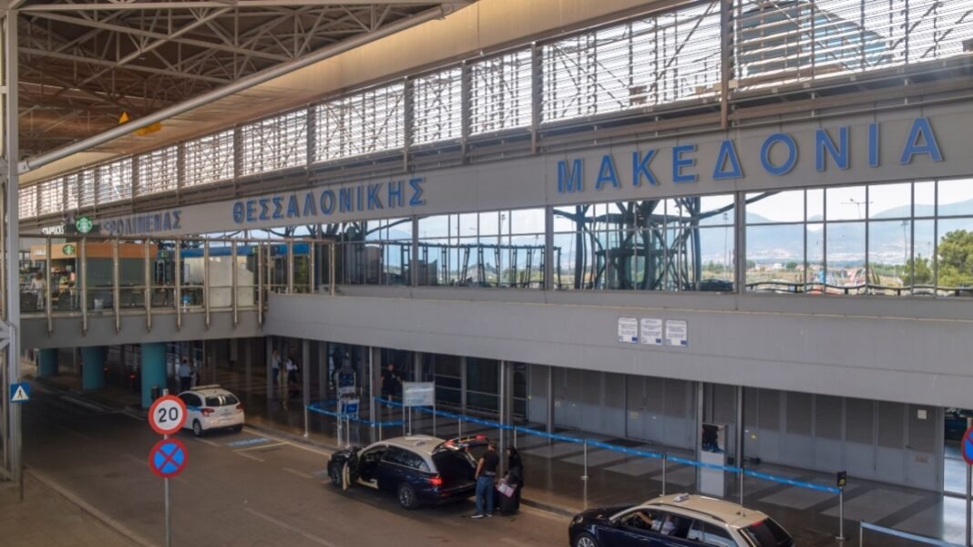 «Ήμουν-πολύ-μεθυσμένος»,-παραδέχθηκε-ο-42χρονος-Άγγλος-που-υποχρέωσε-το-αεροπλάνο-σε-αναγκαστική-προσγείωση-στο-«Μακεδονία»