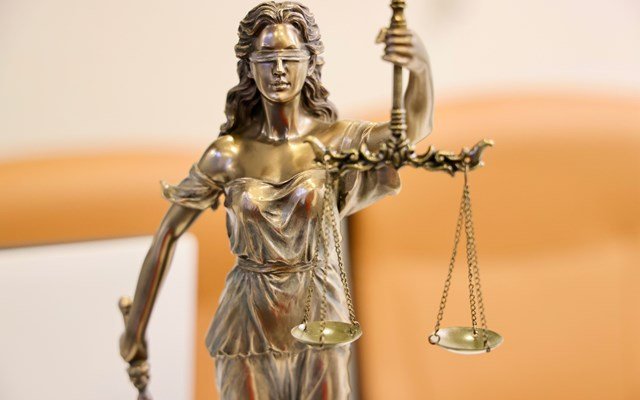 Μεγάλη απάτη στη Γερμανία: Απέσπασε πάνω από 350.000 ευρώ υποστηρίζοντας ότι το παιδί της έπασχε από καρκίνο Μεγάλη-απάτη-στη-Γερμανία:-Απέσπασε-πάνω-από-350.000-ευρώ-υποστηρίζοντας-ότι-το-παιδί-της-έπασχε-από-καρκίνο