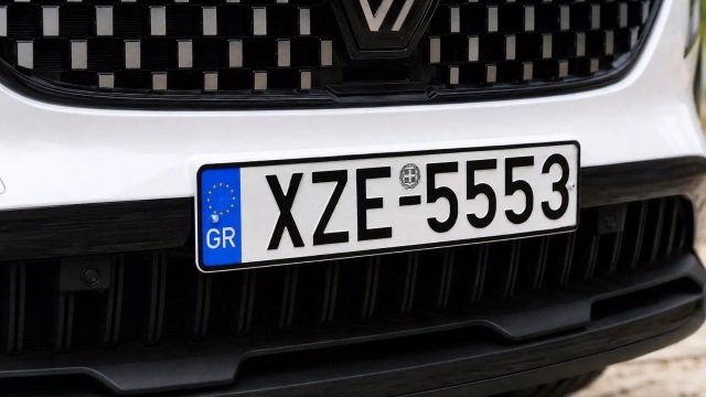 Ελλάδα:-Επιτέλους-ξεκινάνε-να-παραλαμβάνουν-τα-νέα-τους-αυτοκίνητα-οι-αγοραστές