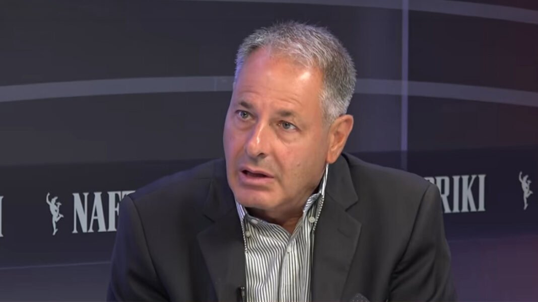Ο Μελέτης Μελετόπουλος παρομοιάζει τον Σαμαρά με τον Ανδρέα Παπανδρέου, και προβλέπει ότι θα είναι… πρώτο κόμμα Ο Μελέτης Μελετόπουλος παρομοιάζει τον Σαμαρά με τον Ανδρέα Παπανδρέου, και προβλέπει ότι θα είναι… πρώτο κόμμα