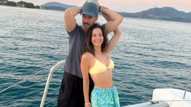 Η Κατερίνα Γερονικολού γιόρτασε τα γενέθλιά της με φωτογραφίες από το καλοκαίρι της και πόζες με τον Γιάννη Τσιμιτσέλη Η-Κατερίνα-Γερονικολού-γιόρτασε-τα-γενέθλιά-της-με-φωτογραφίες-από-το-καλοκαίρι-της-και-πόζες-με-τον-Γιάννη-Τσιμιτσέλη