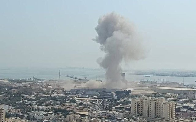 Κλιμάκωση στη Μέση Ανατολή: Το Ιράν επιτίθεται με πυραύλους και drones σε αμερικανικές βάσεις στο Κουβέιτ Κλιμάκωση-στη-Μέση-Ανατολή:-Το-Ιράν-επιτίθεται-με-πυραύλους-και-drones-σε-αμερικανικές-βάσεις-στο-Κουβέιτ