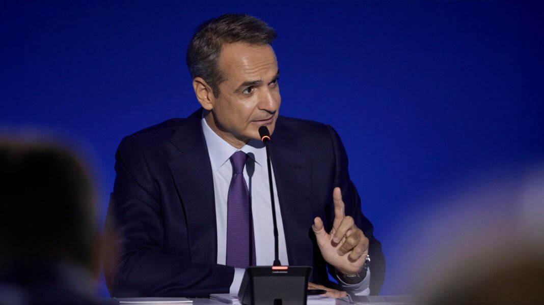 Τι φέρνουν οι ανακοινώσεις Μητσοτάκη στη ΔΕΘ: Διπλή αύξηση κατώτατου μισθού, ανάσες στην αγορά, «μποναμάς» για συνταξιούχους, έκπληξη για αγρότες Τι φέρνουν οι ανακοινώσεις Μητσοτάκη στη ΔΕΘ: Διπλή αύξηση κατώτατου μισθού, ανάσες στην αγορά, «μποναμάς» για συνταξιούχους, έκπληξη για αγρότες