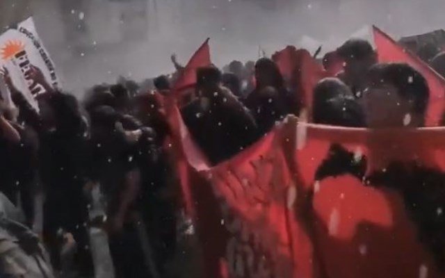 Χιλή:-Επεισόδια-στο-Σαντιάγο-σε-διαδήλωση-κατά-των-συνταγματικών-μεταρρυθμίσεων-Καστ