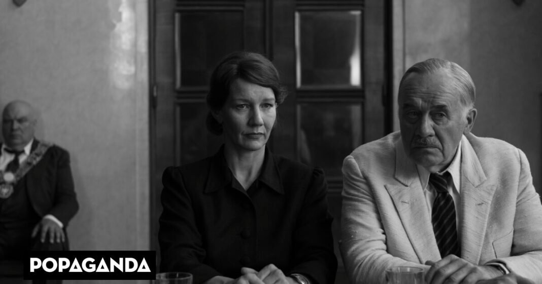 Fatherland: Ένα ασπρόμαυρο κομψοτέχνημα για την Ιστορία, την οικογένεια και τον Τόμας Μαν fatherland:-Ένα-ασπρόμαυρο-κομψοτέχνημα-για-την-Ιστορία,-την-οικογένεια-και-τον-Τόμας-Μαν