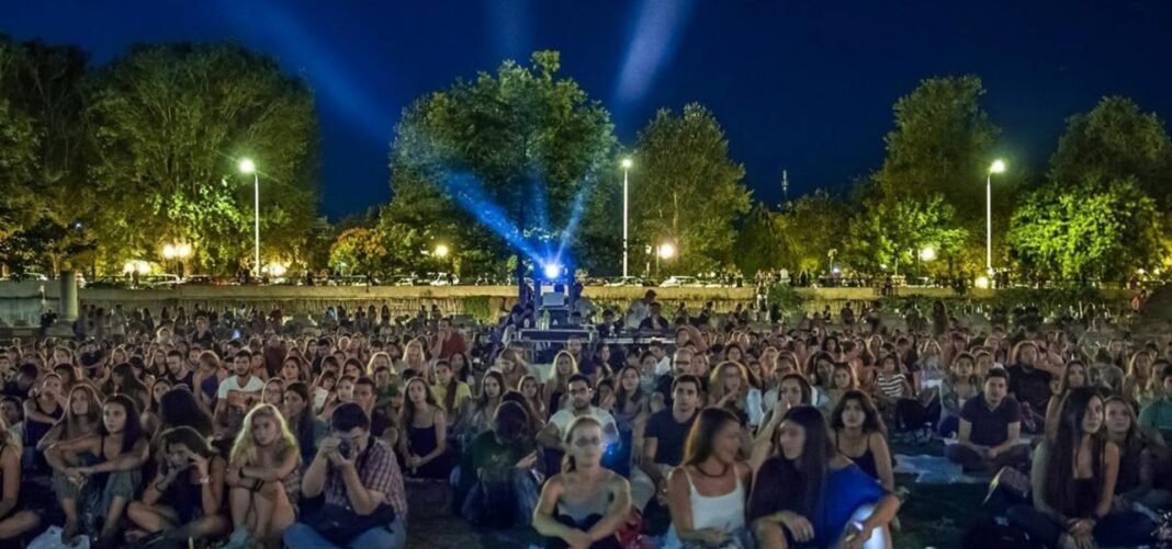 1ο Thessaloniki Open Air Film Festival: Τον Σεπτέμβριο η Θεσσαλονίκη γίνεται ένας μεγάλος θερινός κινηματογράφος 1ο-thessaloniki-open-air-film-festival:-Τον-Σεπτέμβριο-η-Θεσσαλονίκη-γίνεται-ένας-μεγάλος-θερινός-κινηματογράφος
