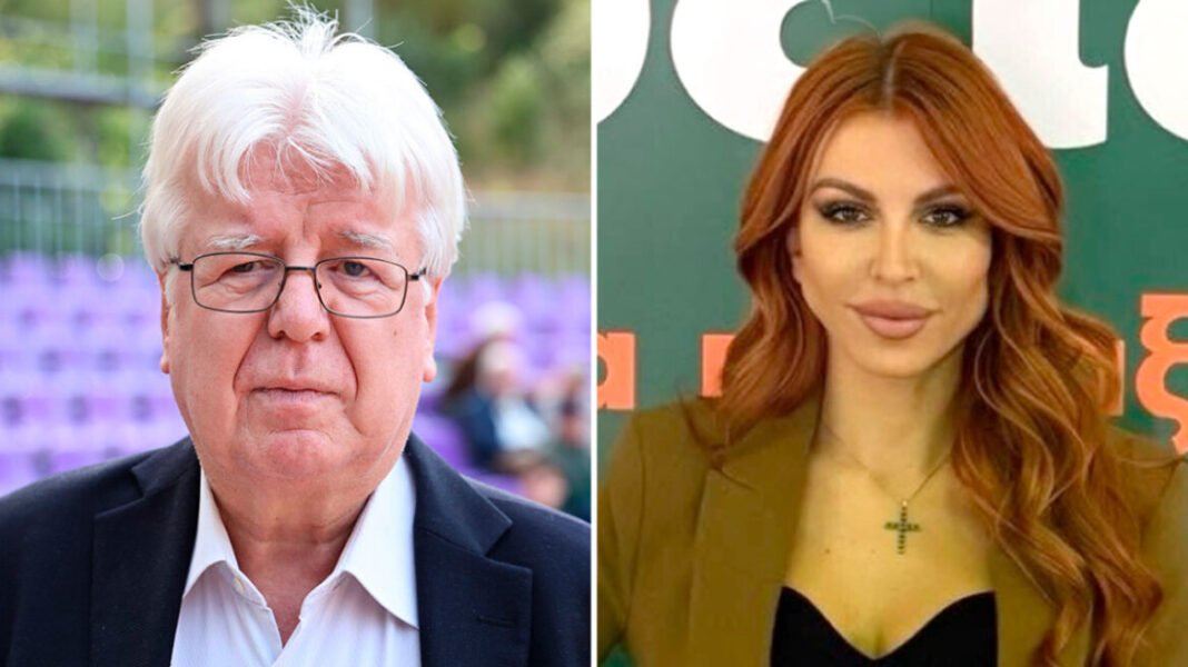 «Σε λίγο θα έρθει ο Κουτσούμπας να μας πάρει τα σπίτια, ήμαρτον» απαντά ο Σιακαντάρης της ΕΛΑΣ στην Αναστασίου για τα βραχιόλια της γιαγιάς της «Σε λίγο θα έρθει ο Κουτσούμπας να μας πάρει τα σπίτια, ήμαρτον» απαντά ο Σιακαντάρης της ΕΛΑΣ στην Αναστασίου για τα βραχιόλια της γιαγιάς της