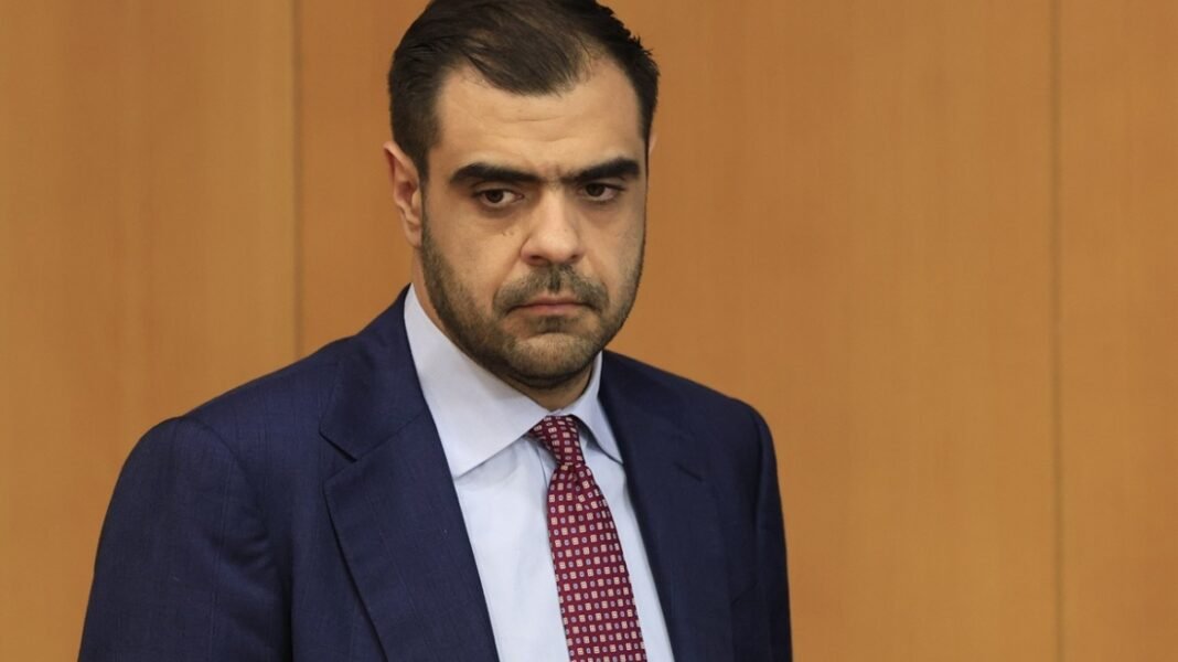 Μαρινάκης κατά Τσίπρα: Πολιτικές απάτες οι εξαγγελίες του, άλλα είπε στην ομιλία κι άλλα έγραψε στο πρόγραμμα Μαρινάκης κατά Τσίπρα: Πολιτικές απάτες οι εξαγγελίες του, άλλα είπε στην ομιλία κι άλλα έγραψε στο πρόγραμμα