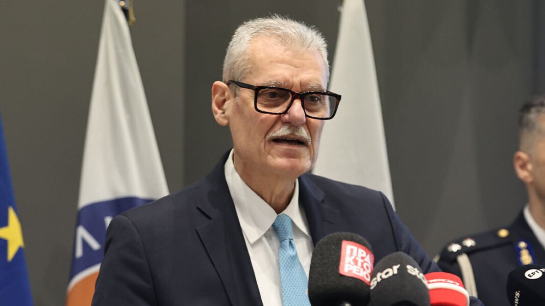 Μένει στην Αθήνα λόγω του υψηλού κινδύνου πυρκαγιάς ο Ευάγγελος Τουρνάς, δεν θα βρίσκεται στη ΔΕΘ Μένει στην Αθήνα λόγω του υψηλού κινδύνου πυρκαγιάς ο Ευάγγελος Τουρνάς, δεν θα βρίσκεται στη ΔΕΘ