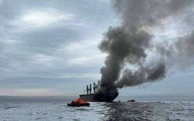ΗΠΑ: Οι αμερικανικές ένοπλες δυνάμεις έπληξαν τρία ιρανικά τάνκερ μεταφοράς αργού πετρελαίου ΗΠΑ:-Οι-αμερικανικές-ένοπλες-δυνάμεις-έπληξαν-τρία-ιρανικά-τάνκερ-μεταφοράς-αργού-πετρελαίου