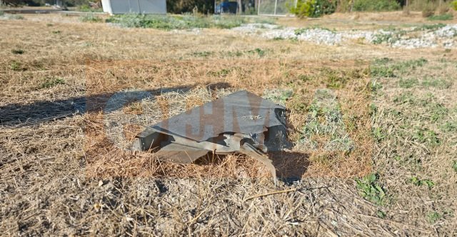 Δύο άνθρωποι τραυματίστηκαν από τα συντρίμμια του μοιραίου Phantom, δείτε φωτογραφίες Δύο-άνθρωποι-τραυματίστηκαν-από-τα-συντρίμμια-του-μοιραίου-phantom,-δείτε-φωτογραφίες