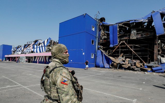 Οι ρωσικές στρατιωτικές δυνάμεις έπληξαν ένα ουκρανικό εμπορικό πλοίο στη Μαύρη Θάλασσα Οι-ρωσικές-στρατιωτικές-δυνάμεις-έπληξαν-ένα-ουκρανικό-εμπορικό-πλοίο-στη-Μαύρη-Θάλασσα