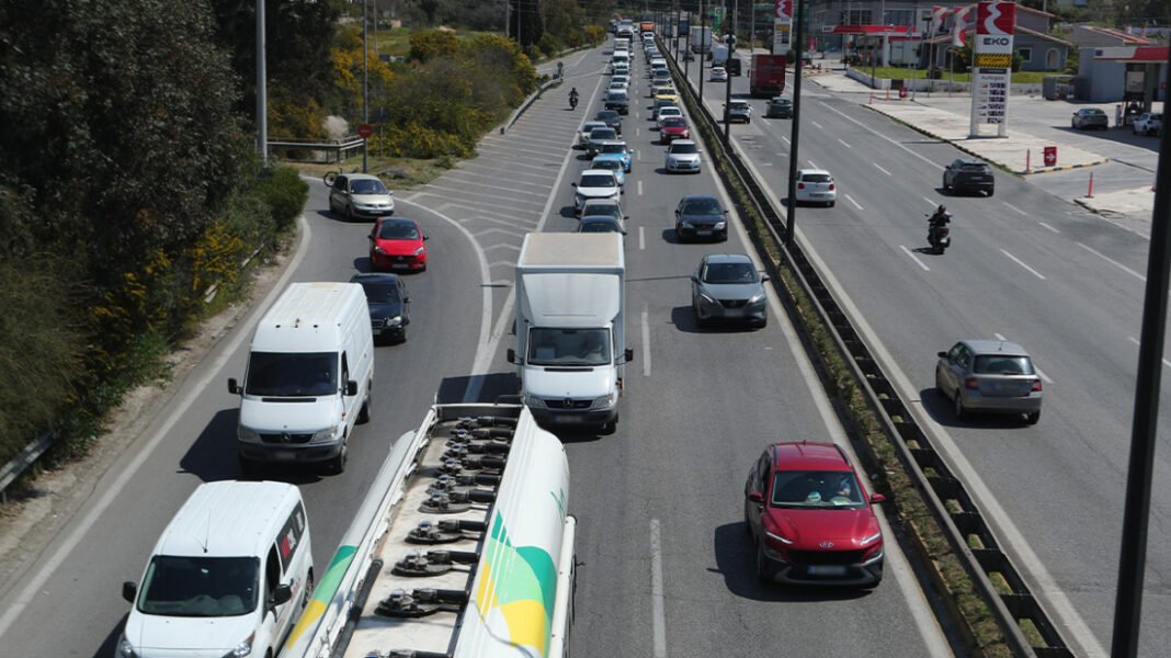 Καραμπόλα με έξι οχήματα στην Αθηνών – Κορίνθου στα Μέγαρα: Ένας τραυματίας, ουρές χιλιομέτρων στο ρεύμα προς Αθήνα Καραμπόλα-με-έξι-οχήματα-στην-Αθηνών-–-Κορίνθου-στα-Μέγαρα:-Ένας-τραυματίας,-ουρές-χιλιομέτρων-στο-ρεύμα-προς-Αθήνα