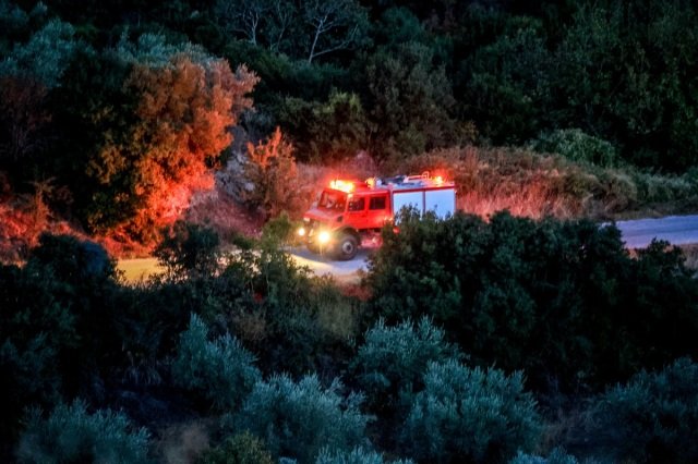 Διασώθηκαν δύο πεζοπόροι που χάθηκαν στο Σπήλαιο Πανός στην Πάρνηθα Διασώθηκαν-δύο-πεζοπόροι-που-χάθηκαν-στο-Σπήλαιο-Πανός-στην-Πάρνηθα