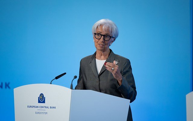 Προς-αύξηση-των-επιτοκίων-από-την-ΕΚΤ-την-Πέμπτη-–-Τι-σημαίνει-για-το-δημόσιο,-την-ελληνική-οικονομία,-τις-επιχειρήσεις-και-τα-νοικοκυριά