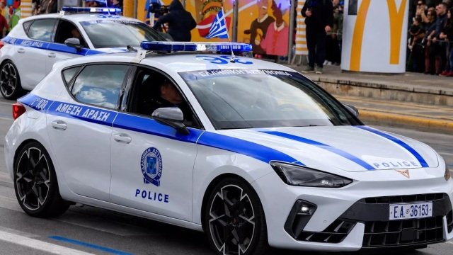 Το «κόλπο» για το μποτιλιάρισμα κοστίζει 150 ευρώ και 40 ημέρες χωρίς δίπλωμα Το-«κόλπο»-για-το-μποτιλιάρισμα-κοστίζει-150-ευρώ-και-40-ημέρες-χωρίς-δίπλωμα