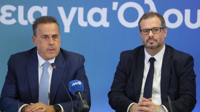 Οι-έξι-άξονες-για-τη-σταδιακή-μείωση-των-τιμών-στο-ρεύμα-κατά-30%-έως-το-2029,-live-η-εξειδίκευση-των-μέτρων-στο-ΥΠΕΝ