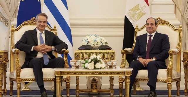 Σε λίγη ώρα οι δηλώσεις Μητσοτάκη και Σίσι μετά την συνάντησή τους στην Αίγυπτο και την τριμερή με την Κύπρο Σε-λίγη-ώρα-οι-δηλώσεις-Μητσοτάκη-και-Σίσι-μετά-την-συνάντησή-τους-στην-Αίγυπτο-και-την-τριμερή-με-την-Κύπρο