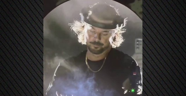 Ο Σουηδός superstar Axwell ξεσήκωσε με Κωνσταντίνο Αργυρό στο ΟΑΚΑ Ο-Σουηδός-superstar-axwell-ξεσήκωσε-με-Κωνσταντίνο-Αργυρό-στο-ΟΑΚΑ
