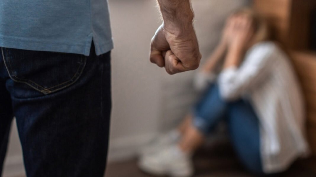 Θεσσαλονίκη: Στη φυλακή 59χρονος που ξυλοκόπησε την 31χρονη σύντροφό του κατά τη διάρκεια της ερωτικής πράξης Θεσσαλονίκη:-Στη-φυλακή-59χρονος-που-ξυλοκόπησε-την-31χρονη-σύντροφό-του-κατά-τη-διάρκεια-της-ερωτικής-πράξης