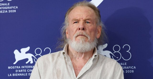 Νικ Νόλτε: Η σπάνια δημόσια εμφάνιση στα 85 του στο Φεστιβάλ Βενετίας, δείτε φωτογραφίες Νικ-Νόλτε:-Η-σπάνια-δημόσια-εμφάνιση-στα-85-του-στο-Φεστιβάλ-Βενετίας,-δείτε-φωτογραφίες