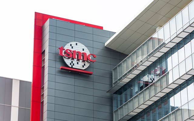TSMC: Έσοδα ρεκόρ με άλμα 53% τον Αύγουστο για τον μεγαλύτερο κατασκευαστή τσιπ στον κόσμο tsmc:-Έσοδα-ρεκόρ-με-άλμα-53%-τον-Αύγουστο-για-τον-μεγαλύτερο-κατασκευαστή-τσιπ-στον-κόσμο