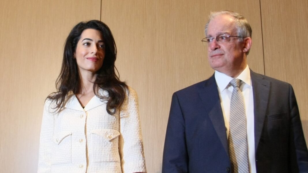 Στην Ελλάδα η Αμάλ Αλαμουντίν: Συνάντηση με Τασούλα το μεσημέρι, σε επίσημο δείπνο με ομιλήτρια τη Μαρέβα Γκραμπόφσκι-Μητσοτάκη το βράδυ Στην Ελλάδα η Αμάλ Αλαμουντίν: Συνάντηση με Τασούλα το μεσημέρι, σε επίσημο δείπνο με ομιλήτρια τη Μαρέβα Γκραμπόφσκι-Μητσοτάκη το βράδυ