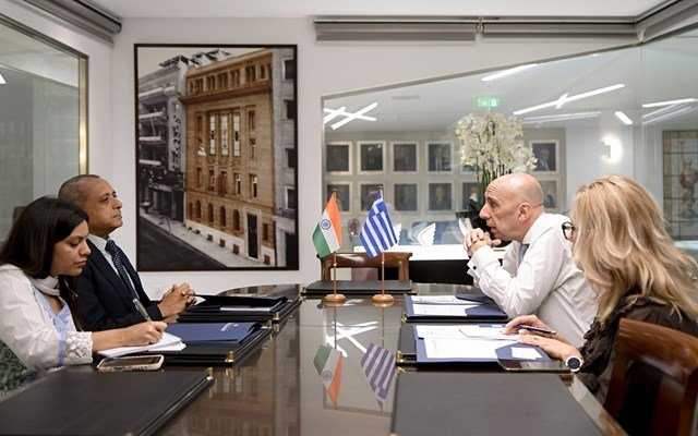 Γ. Μπρατάκος: Στρατηγική επιλογή η ενίσχυση των οικονομικών και επιχειρηματικών σχέσεων Ελλάδας – Ινδίας Γ.-Μπρατάκος:-Στρατηγική-επιλογή-η-ενίσχυση-των-οικονομικών-και-επιχειρηματικών-σχέσεων-Ελλάδας-–-Ινδίας