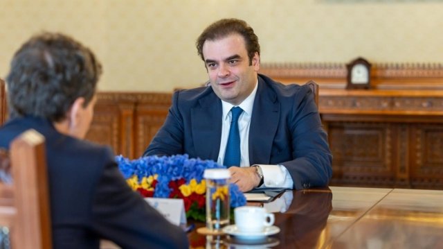 Συνάντηση Πιερρακάκη με τον Πρόεδρο της Ρουμανίας στο Βουκουρέστι, τι συζήτησαν Συνάντηση-Πιερρακάκη-με-τον-Πρόεδρο-της-Ρουμανίας-στο-Βουκουρέστι,-τι-συζήτησαν