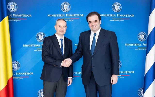 Συνάντηση Κ. Πιερρακάκη με τον Ρουμάνο ΥΠΟΙΚ: Στο επίκεντρο η πορεία των δημοσίων οικονομικών και οι μεταρρυθμίσεις Συνάντηση-Κ.-Πιερρακάκη-με-τον-Ρουμάνο-ΥΠΟΙΚ:-Στο-επίκεντρο-η-πορεία-των-δημοσίων-οικονομικών-και-οι-μεταρρυθμίσεις