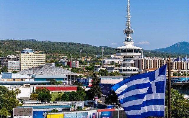 Θεσσαλονίκη:-Κοσμοσυρροή-και-“sold-out”-ξενοδοχεία-ενόψει-της-συναυλίας-με-Ρέμο