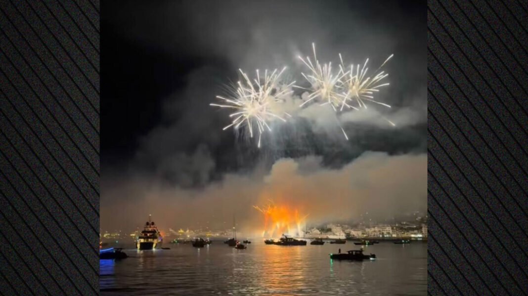 Εντυπωσιακές φωτογραφίες και βίντεο από τη μεγάλη γιορτή της «Αρμάτας» στις Σπέτσες, μιας ναυμαχίας που έγραψε ιστορία το 1822 Εντυπωσιακές-φωτογραφίες-και-βίντεο-από-τη-μεγάλη-γιορτή-της-«Αρμάτας»-στις-Σπέτσες,-μιας-ναυμαχίας-που-έγραψε-ιστορία-το-1822
