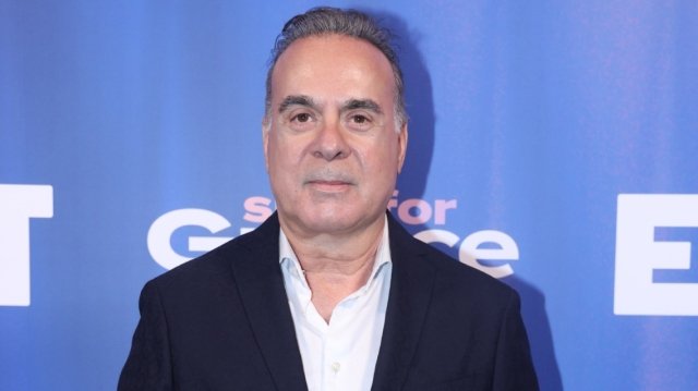 Ο-Φώτης-Σεργουλόπουλος-επιστρέφει-στο-θεατρικό-σανίδι-υπό-τις-σκηνοθετικές-οδηγίες-του-Φωκά-Ευαγγελινού