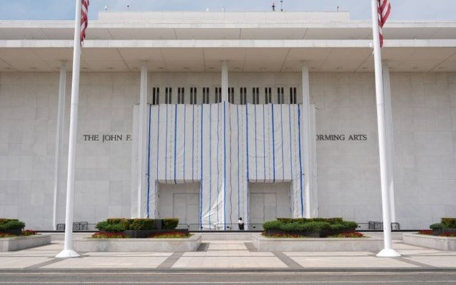 Κέντρο Κένεντι: Στα πρόθυρα χρεοκοπίας – Εξετάζεται ακόμη και το κλείσιμό του Κέντρο-Κένεντι:-Στα-πρόθυρα-χρεοκοπίας-–-Εξετάζεται-ακόμη-και-το-κλείσιμό-του