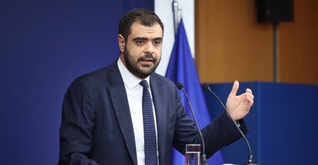 Μαρινάκης για επίδομα ανεργίας: Εξέφρασα προσωπική μου θέση και παρουσιάστηκε μισή Μαρινάκης-για-επίδομα-ανεργίας:-Εξέφρασα-προσωπική-μου-θέση-και-παρουσιάστηκε-μισή