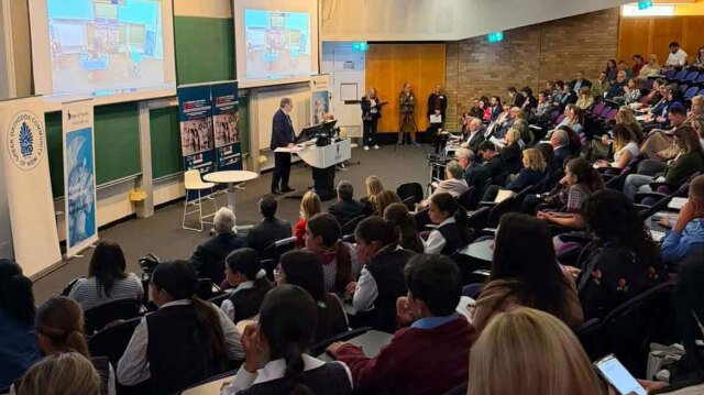 Σίδνεϊ:-Η-ελληνική-γλώσσα-«από-τη-μνήμη-στο-μέλλον»,-άνοιξε-το-12ο-Διεθνές-Θερινό-Πανεπιστήμιο