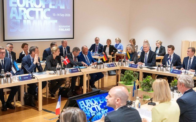 Σύνοδος για την Αρκτική: Η Ελλάδα και 11 χώρες ζητούν από την ΕΕ να ενισχύσει την παρουσία της μπροστά στη ρωσική απειλή Σύνοδος-για-την-Αρκτική:-Η-Ελλάδα-και-11-χώρες-ζητούν-από-την-ΕΕ-να-ενισχύσει-την-παρουσία-της-μπροστά-στη-ρωσική-απειλή