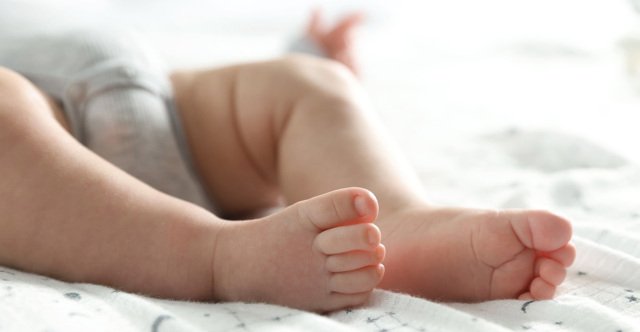 Στο νοσοκομείο Χανίων βρέφος 17 ημερών με βαριά κρανιοεγκεφαλική κάκωση, συνελήφθη η 18χρονη μητέρα του Στο-νοσοκομείο-Χανίων-βρέφος-17-ημερών-με-βαριά-κρανιοεγκεφαλική-κάκωση,-συνελήφθη-η-18χρονη-μητέρα-του