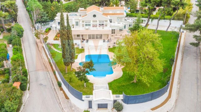 Ο-εφοπλιστής-Βαφειάς-βγάζει-προς-ενοικίαση-την-πρώην-βίλα-της-οικογένειας-Κασσελάκη-στην-Εκάλη
