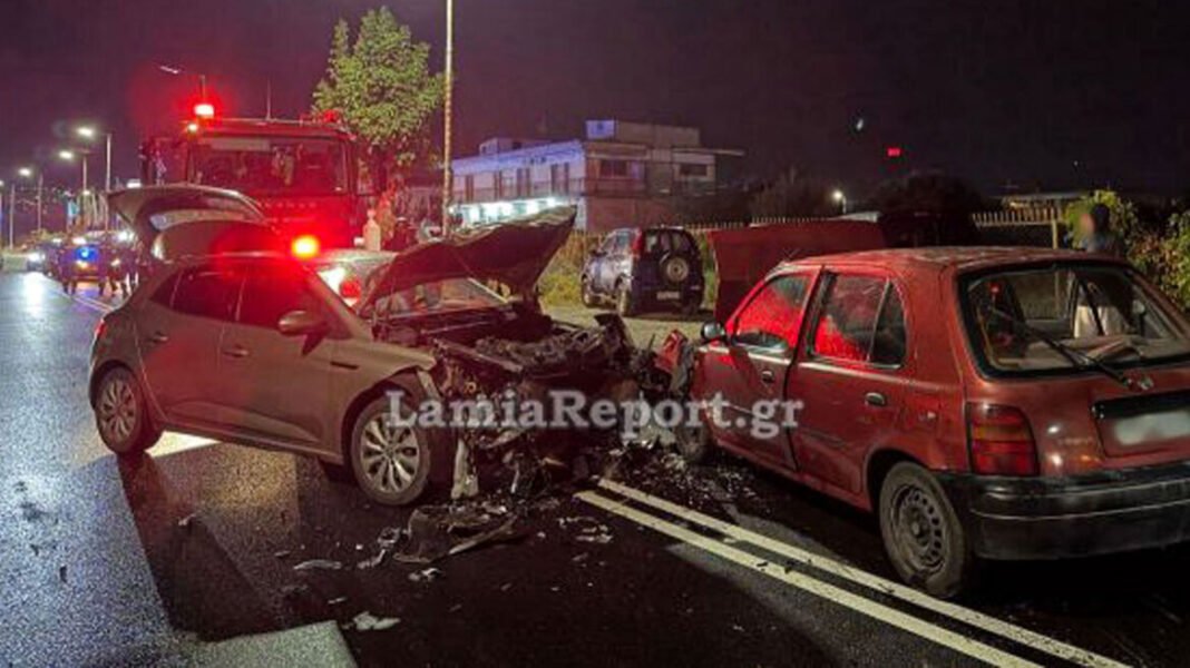 Δύο τραυματίες μετά από σφοδρό τροχαίο στη Λαμία, δείτε βίντεο και φωτογραφίες Δύο-τραυματίες-μετά-από-σφοδρό-τροχαίο-στη-Λαμία,-δείτε-βίντεο-και-φωτογραφίες