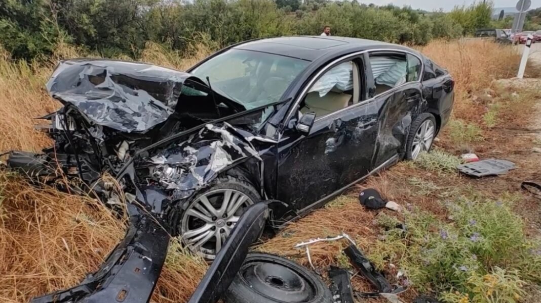 Σφοδρό τροχαίο ατύχημα με εγκλωβισμένους και τραυματίες στο Ναύπλιο, δείτε βίντεο Σφοδρό-τροχαίο-ατύχημα-με-εγκλωβισμένους-και-τραυματίες-στο-Ναύπλιο,-δείτε-βίντεο