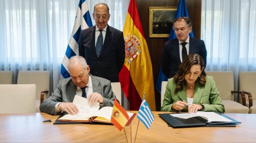 Ελλάδα και Ισπανία υπέγραψαν για πρώτη φορά Μνημόνιο Τουριστικής Συνεργασίας Ελλάδα και Ισπανία υπέγραψαν για πρώτη φορά Μνημόνιο Τουριστικής Συνεργασίας