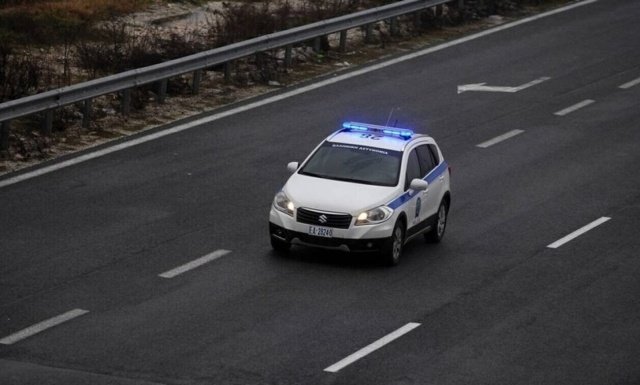 Συνελήφθη-οδηγός-που-έτρεχε-με-178-χλμ.-και-χωρίς-δίπλωμα-στην-Ιόνια-Οδό