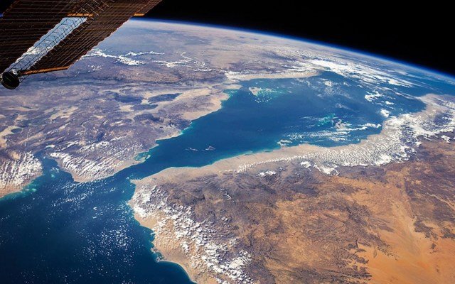 Το-ιταλικό-Πολεμικό-Ναυτικό-θα-εγγυηθεί-τη-διέλευση-ιταλικών-εμπορικών-πλοίων-από-το Μπαμπ-ελ-Μαντέμπ